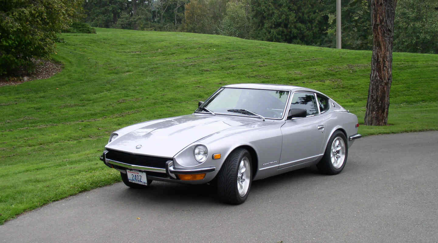 Datsun 240z Side